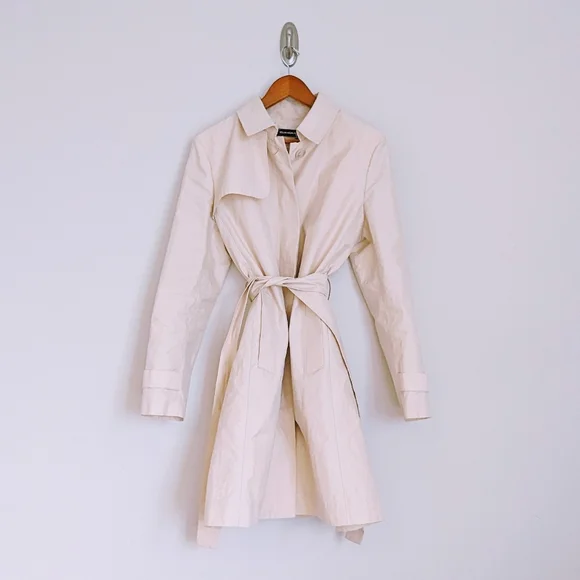 Club Monaco Ivory Spring Trench - Picture 10 of 11